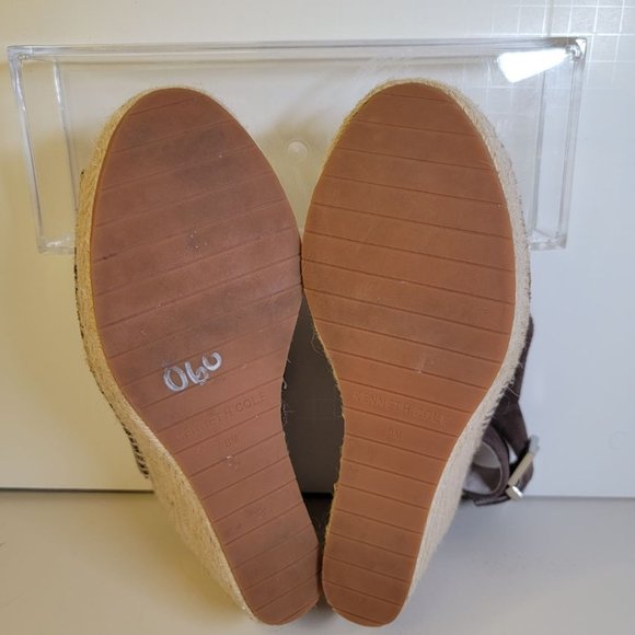 Kenneth Cole New York women' Olivia 2 Perf Espadrille Wedge Sandal  SIZE 8 - Picture 9 of 15